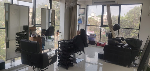 Golden Apple Salon