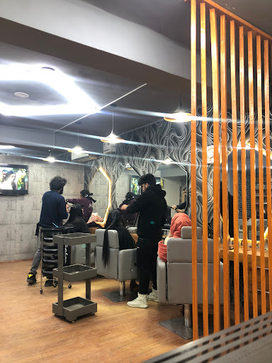 Hair lounge Srinagar