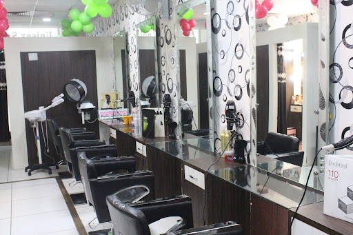 R.P.S. PROFESSIONAL HAIR BEAUTY & MAKE-UP STUDIO - Best Beauty Salons For Hair Rebonding Treatment