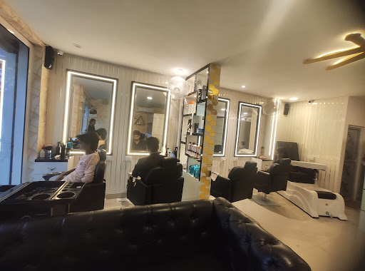 Prayagraj Salon