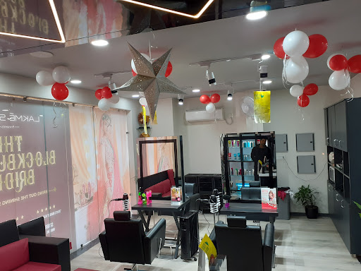 Lakme Salon in Channi Himmat,Jammu