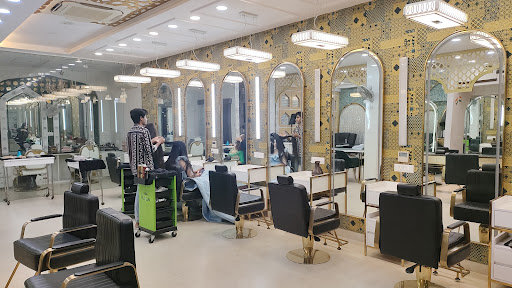 Ruby Beauty Clinic - Ruby makeover