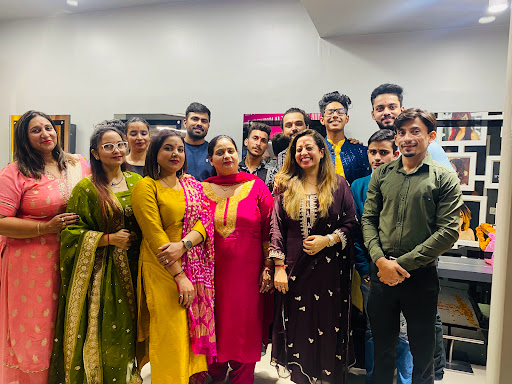 Absolute Salon Panjthirthi