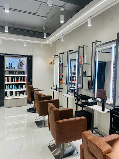 Lakme Salon For Him and Her in City Center,Durgapur