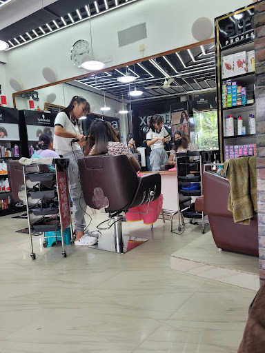 Newlarc Salon