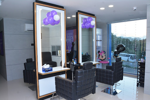Naturals Salon