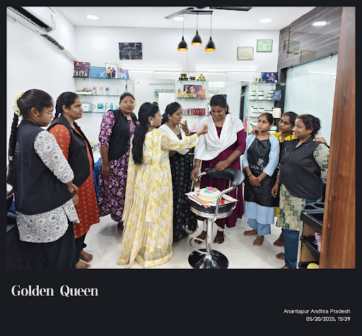 Golden Queen women salon