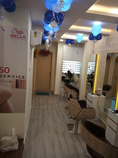 STUDIO11 Salon & Spa