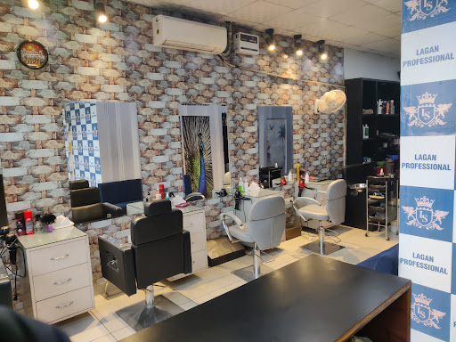 LAGAN PROFESSIONAL ( A Complete Family Salon)