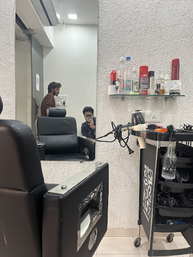 Hairport Unisex Salon Ahmedabad – Best Hair Salon in Ahmedabad | Satellite|Vastrapur |Mansi Circle|Judges Bunglow|Bodakdev