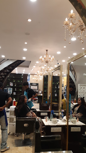 Hair Mystery, Karnal