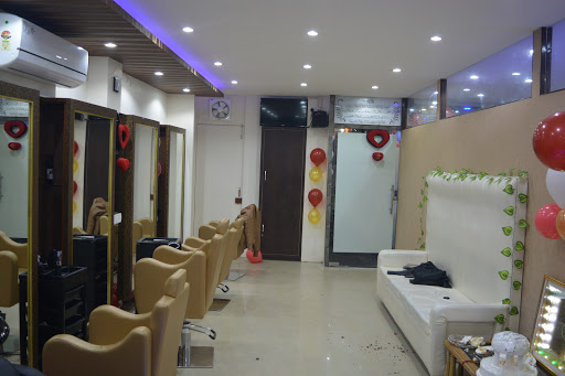 Super Style Unisex Salon - Best Salon in Roorkee, Best Makeup Artist in Roorkee | Hair Patch Service in Roorkee