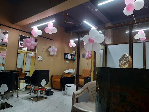 BLISS BEAUTY MAKEOVER SALON- Best Ladies Parlour in Rookee
