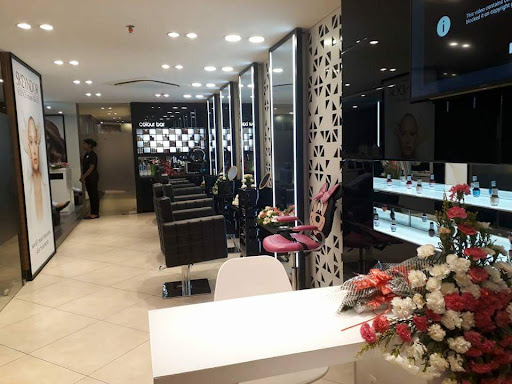 YAB Luxury Salon - Unisex Premium Beauty Salon in Kozhikode, Luxury Hair Salon Kozhikode, Keratin in Calicut