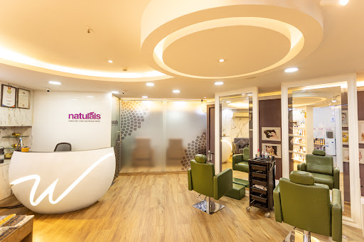 Naturals Calicut | Unisex | Salon