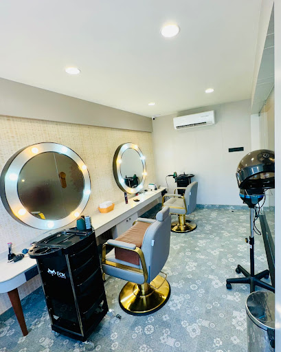 Kiva Unisex Salon