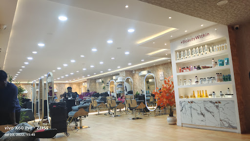 Hiwaga Beauty Salon & Clinic