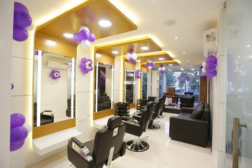 Naturals Salon